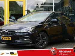 Blauw Gebruikt 2019 Opel Astra Edition Hatchback | € 11.900 (Eerlijke prijs)