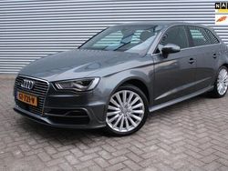 Grijs Gebruikt 2015 Audi A3 Sportback Ambition Hatchback | € 12.950 (Eerlijke prijs)