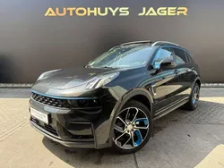Zwart, metallic lak Gebruikt 2022 Lynk & Co 01 SUV | € 21.950 (Eerlijke prijs)