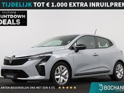 Grijs Gebruikt 2023 Renault Clio V Evolution Hatchback | € 21.900 (Eerlijke prijs)