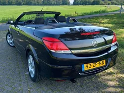 Zwart Gebruikt 2008 Opel Astra Cabriolet Enjoy Cabriolet | € 2.350 (Eerlijke prijs)