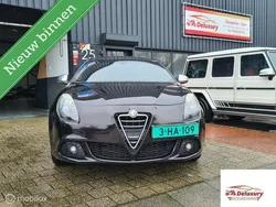 Zwart Gebruikt 2013 Alfa Romeo Giulietta Hatchback | € 7.299 (Iets duurder)