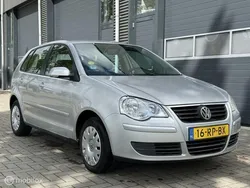 Grijs Gebruikt 2005 VW Polo Sportline Hatchback | € 2.250 (Eerlijke prijs)