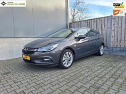Grijs (metallic) Gebruikt 2016 Opel Astra Innovation Hatchback | € 10.499 (Goede deal)