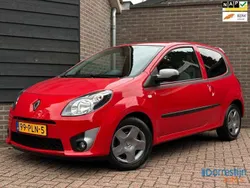 Rood Gebruikt 2011 Renault Twingo Collection Hatchback | € 3.950 (Eerlijke prijs)