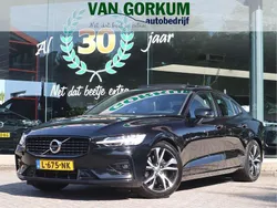 Zwart Gebruikt 2021 Volvo S60 R-Design Sedan | € 27.950 (Eerlijke prijs)