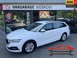 Wit Gebruikt 2021 Skoda Octavia Business Line Stationwagen | € 17.900 (Eerlijke prijs)