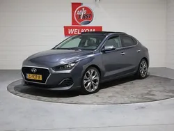 Grijs Gebruikt 2018 Hyundai i30 Premium Hatchback | € 15.950 (Duur)