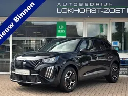 Zwart Gebruikt 2024 Peugeot 2008 Allure SUV | € 24.950 (Eerlijke prijs)