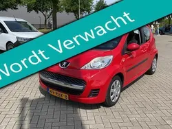 Rood Gebruikt 2011 Peugeot 107 Hatchback | € 4.895 (Eerlijke prijs)