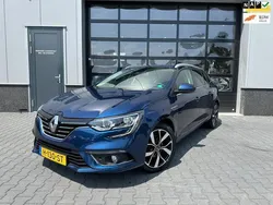 Blauw Gebruikt 2020 Renault Mégane GrandTour Bose Edition Stationwagen | € 15.950 (Eerlijke prijs)