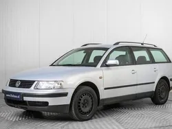 Grijs Gebruikt 1999 VW Passat Trendline Stationwagen | € 1.990