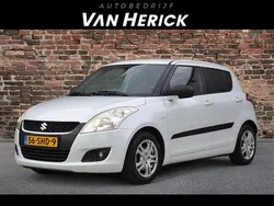 Wit Gebruikt 2011 Suzuki Swift Exclusive Hatchback | € 6.445 (Eerlijke prijs)