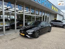 Zwart Gebruikt 2024 Mercedes A200 AMG line Sedan | € 39.999 (Duur)