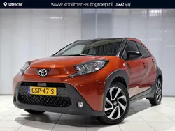 Rood Gebruikt 2023 Toyota Aygo Pulse Hatchback | € 17.244 (Eerlijke prijs)