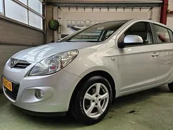 Grijs Gebruikt 2010 Hyundai i20 Dynamiq Hatchback | € 5.250 (Eerlijke prijs)