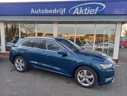 Blauw Gebruikt 2019 Audi e-tron SUV | € 25.950 (Goede deal)