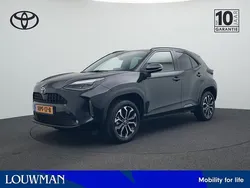 Zwart Gebruikt 2024 Toyota Yaris Cross SUV | € 29.780 (Eerlijke prijs)
