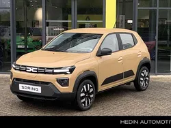, metallic lak Nieuw 2025 Dacia Spring Expression Hatchback | € 21.350