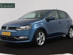 Blauw Gebruikt 2015 VW Polo Highline Hatchback | € 12.945 (Eerlijke prijs)