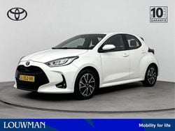 Wit Gebruikt 2021 Toyota Yaris Hybrid Hatchback | € 20.395 (Eerlijke prijs)