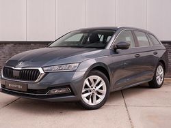 Grijs Gebruikt 2021 Skoda Octavia Business Line Stationwagen | € 22.500 (Iets duurder)