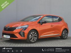 Oranje Gebruikt 2024 Renault Clio V Techno Hatchback | € 22.935 (Eerlijke prijs)
