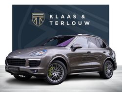 Bruin Gebruikt 2016 Porsche Cayenne SUV | € 33.450 (Eerlijke prijs)