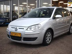 Grijs, metallic lak Gebruikt 2008 VW Polo Trendline Hatchback | € 1.750 (Goede deal)