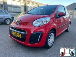 Rood, metallic lak Gebruikt 2012 Citroën C1 Tendance Hatchback | € 2.750 (Super prijs)