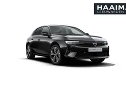 Zwart Nieuw 2025 Opel Astra Business Edition Hatchback | € 40.366 (Eerlijke prijs)