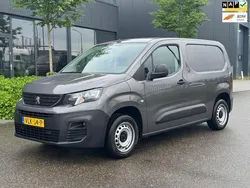 Grijs Gebruikt 2021 Peugeot Partner Premium MPV | € 5.500