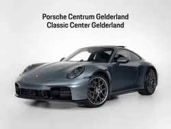 Vanadium grijs metallic Nieuw 2024 Porsche 911 Carrera | € 228.355 (Eerlijke prijs)
