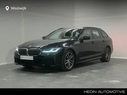 Zwart Gebruikt 2021 BMW 520 Stationwagen | € 39.880 (Eerlijke prijs)