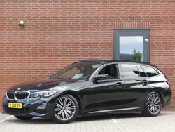 Zwart Gebruikt 2020 BMW 320 M Sport Stationwagen | € 28.950 (Iets duurder)