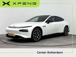 Wit Gebruikt 2023 XPENG P7 AWD Performance Sedan | € 43.945