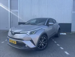 Gebruikt 2016 Toyota C-HR Executive SUV | € 18.839 (Eerlijke prijs)