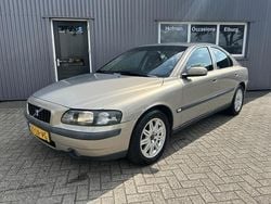Beige (metallic) Gebruikt 2003 Volvo S60 Sedan | € 1.250 (Goede deal)
