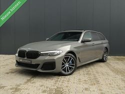 Grijs Gebruikt 2021 BMW 530e M Sport Stationwagen | € 36.500 (Eerlijke prijs)