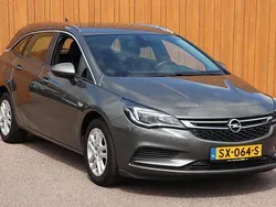 Grijs Gebruikt 2018 Opel Astra Business Stationwagen | € 12.940 (Eerlijke prijs)