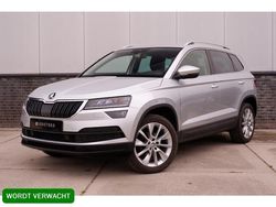 Grijs Gebruikt 2021 Skoda Karoq Style SUV | € 25.750 (Goede deal)