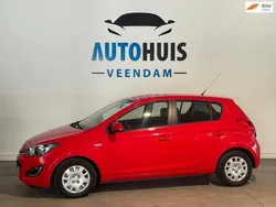 Rood Gebruikt 2013 Hyundai i20 Hatchback | € 5.295 (Eerlijke prijs)