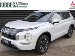 Wit Nieuw 2025 Mitsubishi Outlander P-HEV SUV | € 47.989 (Goede deal)