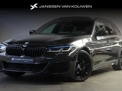 Grijs Gebruikt 2022 BMW 530e Stationwagen | € 44.445 (Iets duurder)