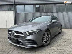 Grijs Gebruikt 2021 Mercedes A180 AMG Hatchback | € 26.744 (Eerlijke prijs)