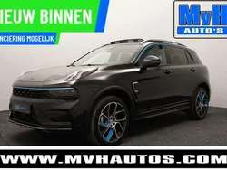 Zwart, metallic lak Gebruikt 2023 Lynk & Co 01 SUV | € 29.999 (Eerlijke prijs)