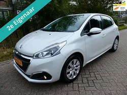 Wit Gebruikt 2018 Peugeot 208 Hatchback | € 7.995 (Eerlijke prijs)
