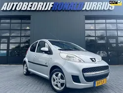 Grijs Gebruikt 2012 Peugeot 107 Hatchback | € 4.750 (Eerlijke prijs)