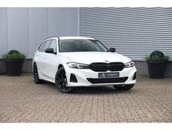 Wit Gebruikt 2023 BMW 320 Stationwagen | € 33.750 (Goede deal)