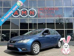 Blauw, metallic lak Gebruikt 2015 Seat Leon ST Stationwagen | € 10.750 (Super prijs)